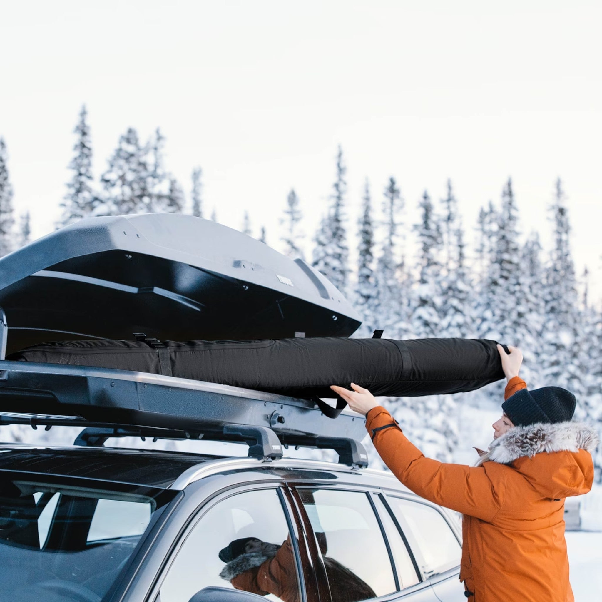 Thule RoundTrip Snowboard Bag - FERAL