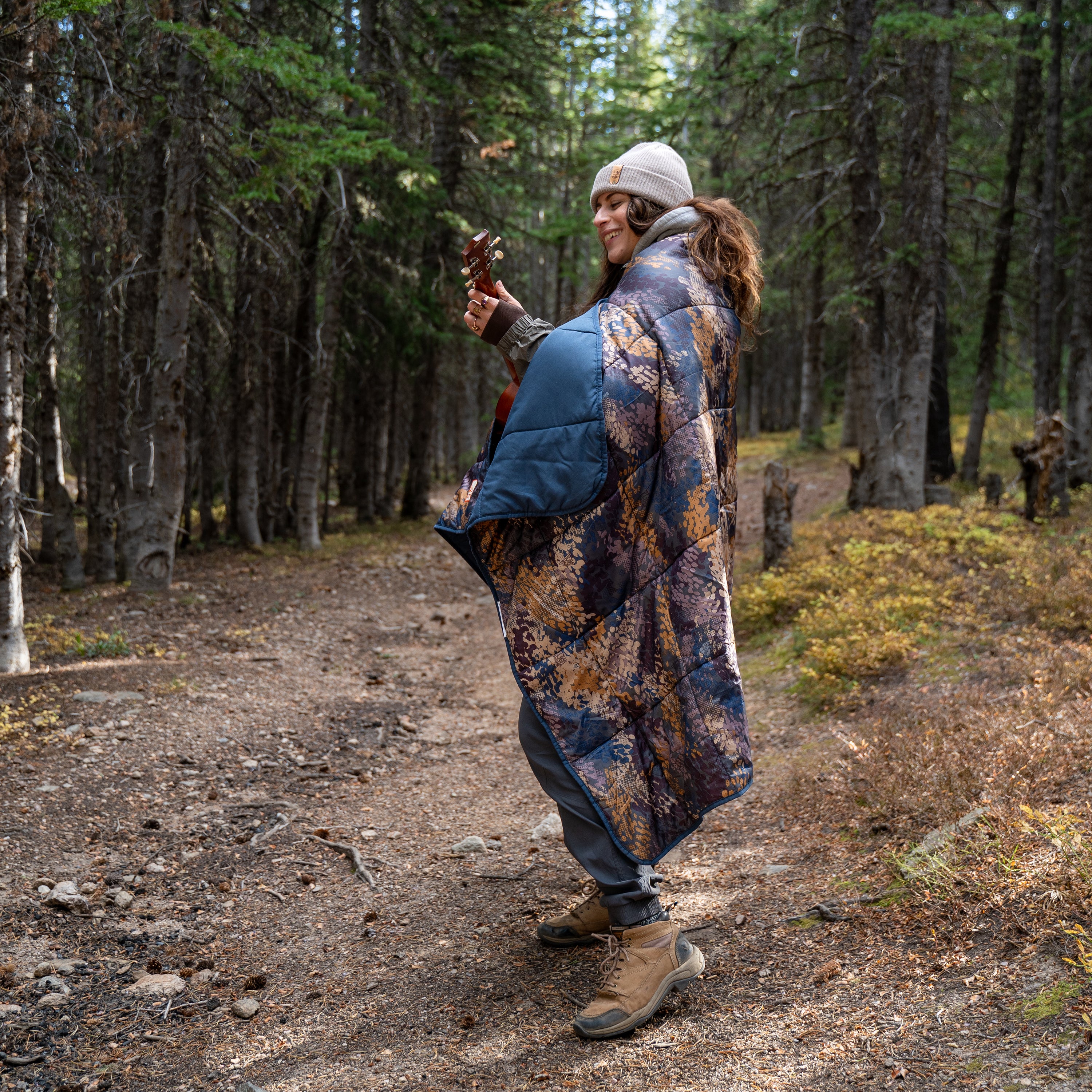 Kelty Bestie Blanket - FERAL