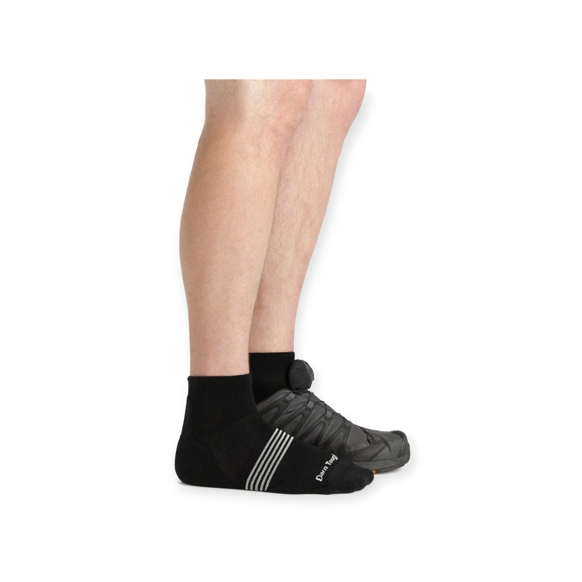 Darn Tough Men's Element Quarter Lightweight w' Cushion Running Socks - FERAL