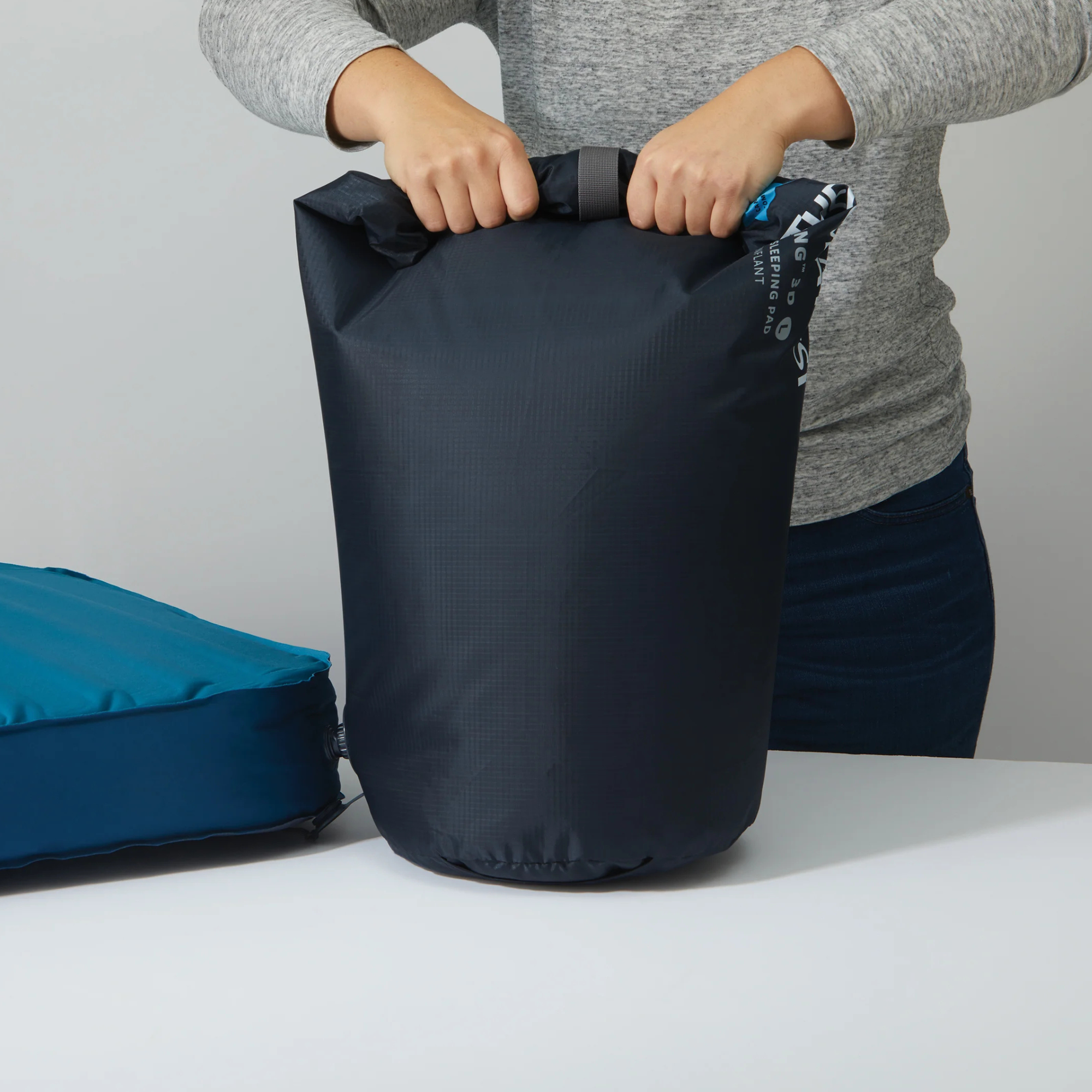 Therm-a-Rest MondoKing 3D Sleeping Pad - FERAL