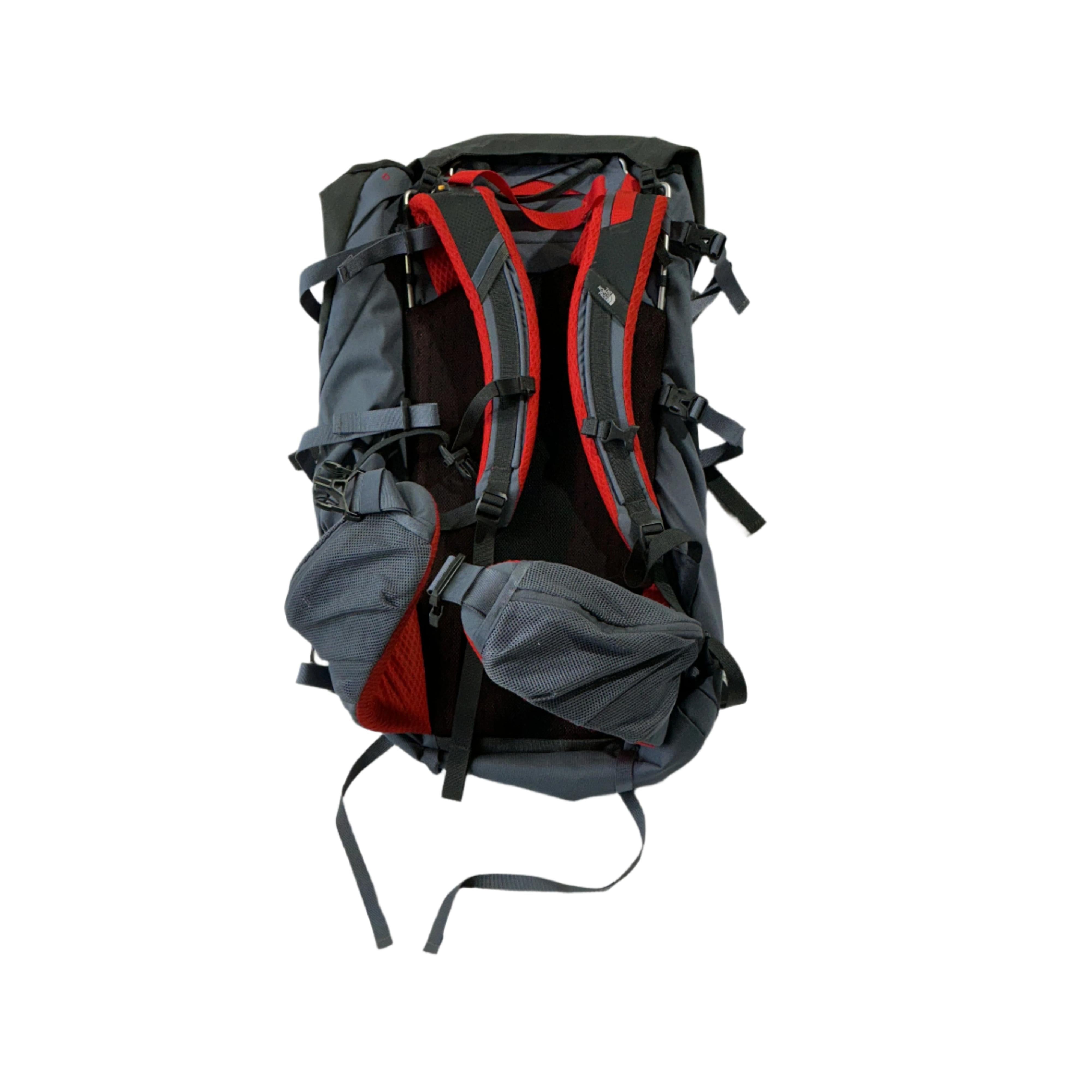 The North Face Women's Terra 55L Backpack Size Large/XL Grey USED