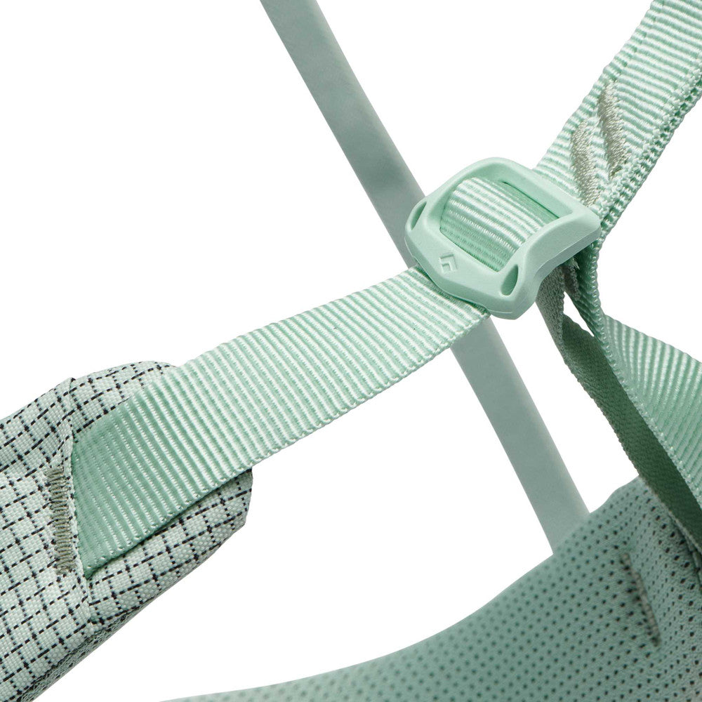 Black Diamond Women's Momentum Climbing Harness - FERAL