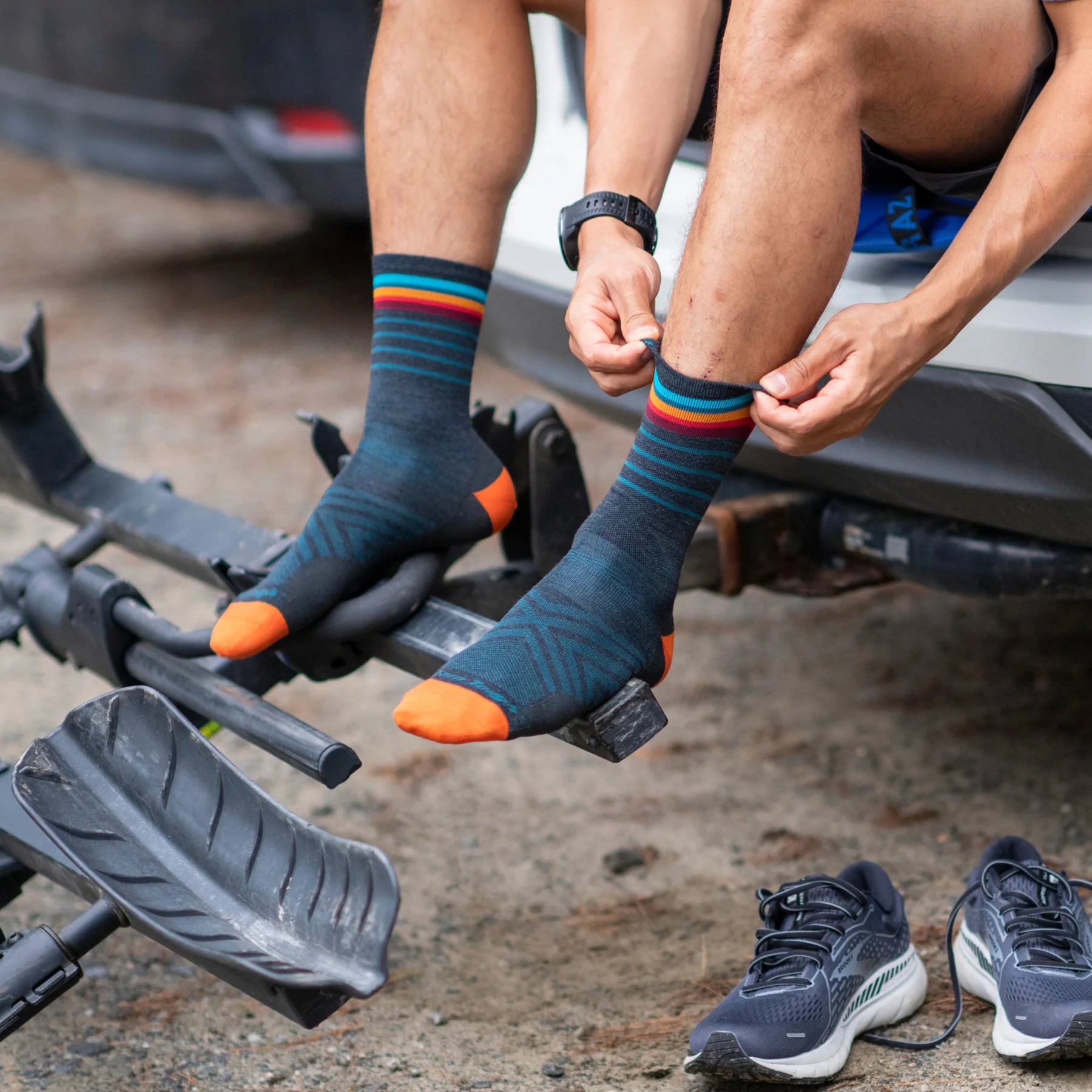 Darn Tough Men's Stride Micro Crew Ultra-Lightweight Running Socks - FERAL