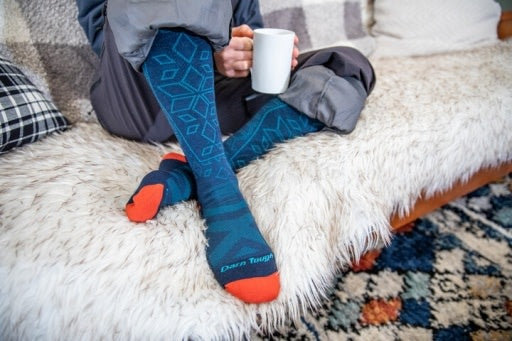 Darn Tough Women's Traverse OTC Lightweight Ski Socks - FERAL