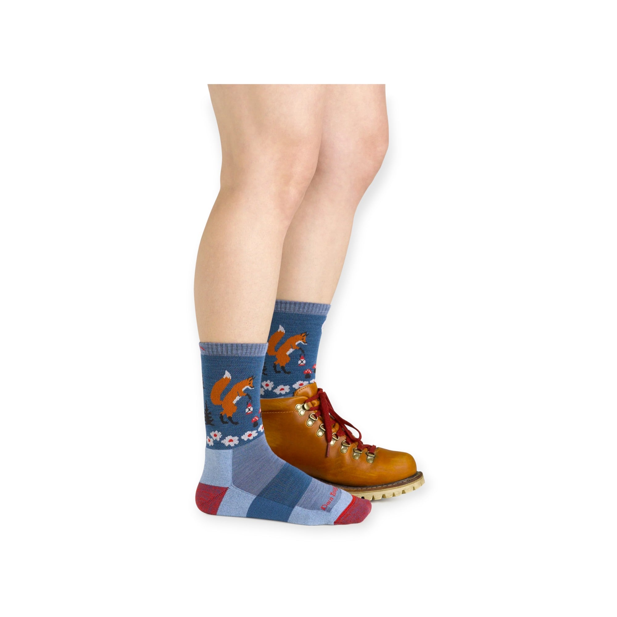 Darn Tough Women's Critter Club Micro Crew Lightweight with Cushions Socks - FERAL