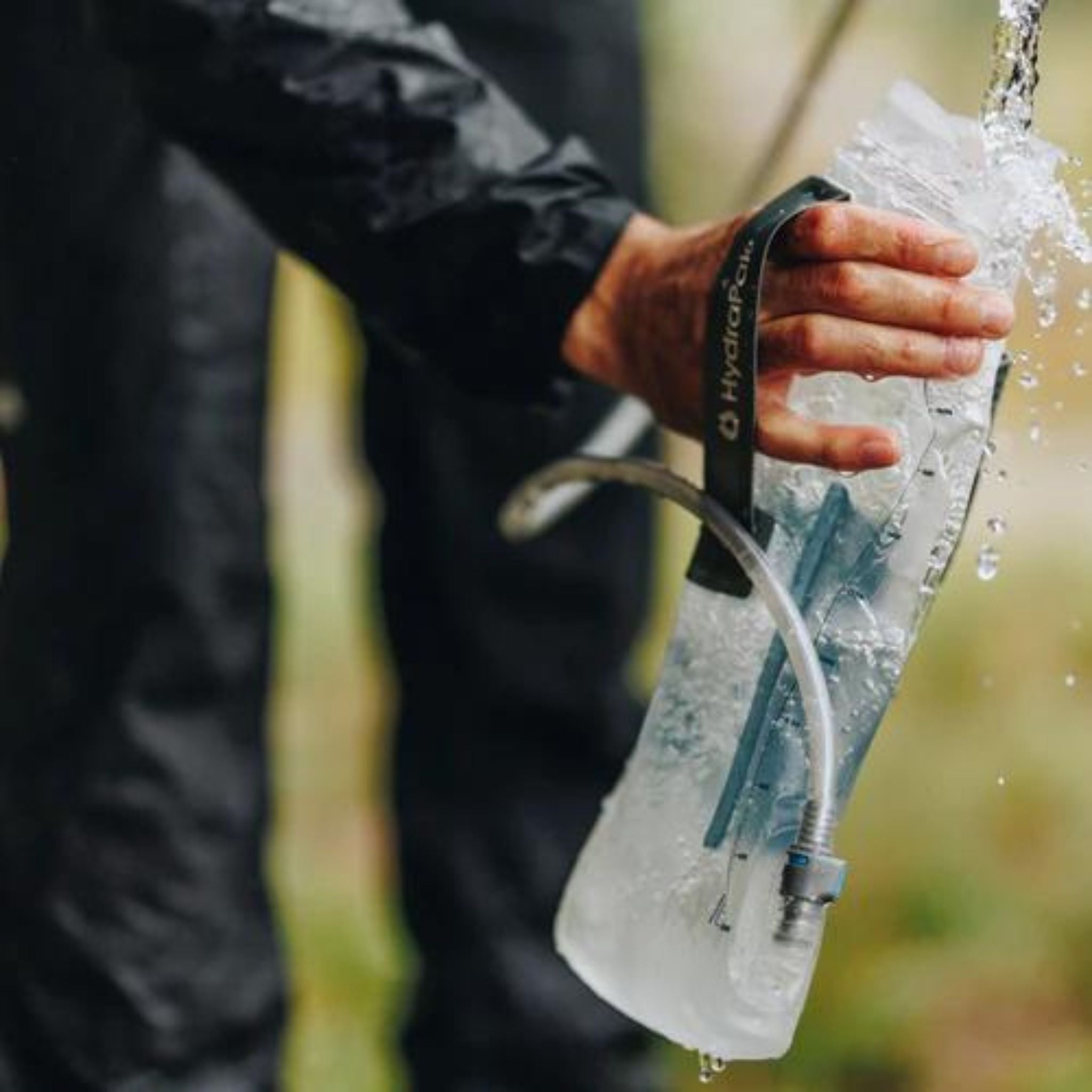 HydraPak Contour Hydration Reservoir - FERAL