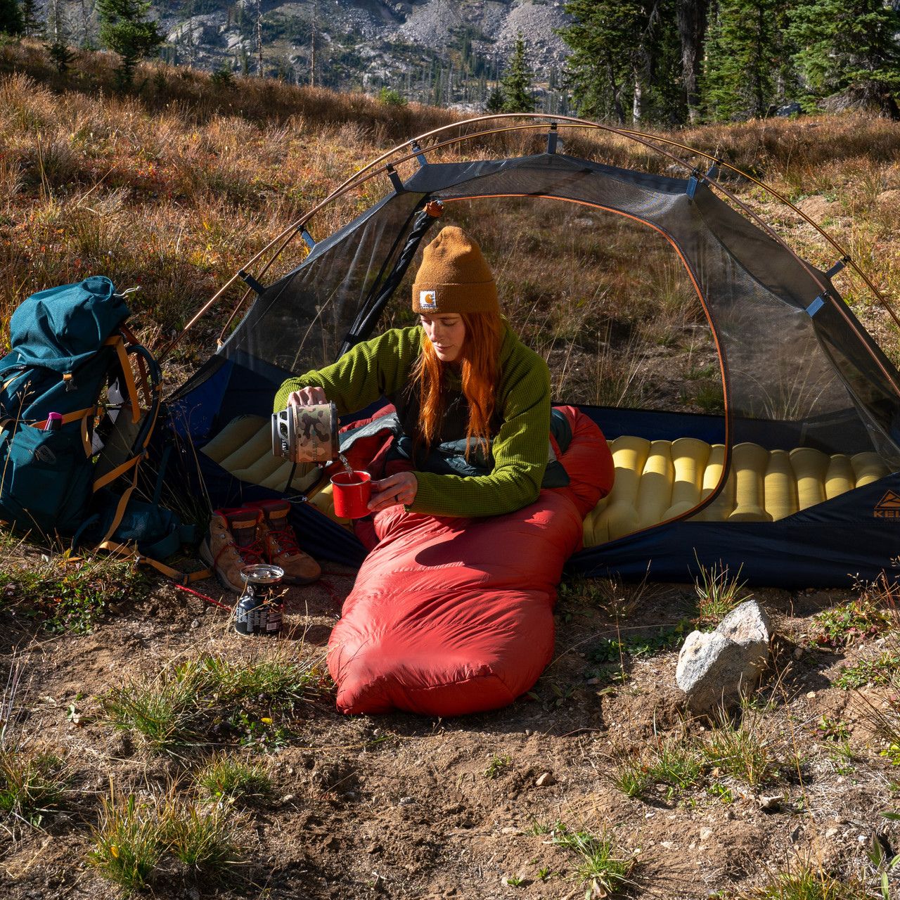Kelty Cosmic 0 Degree Down Sleeping Bag RH - FERAL