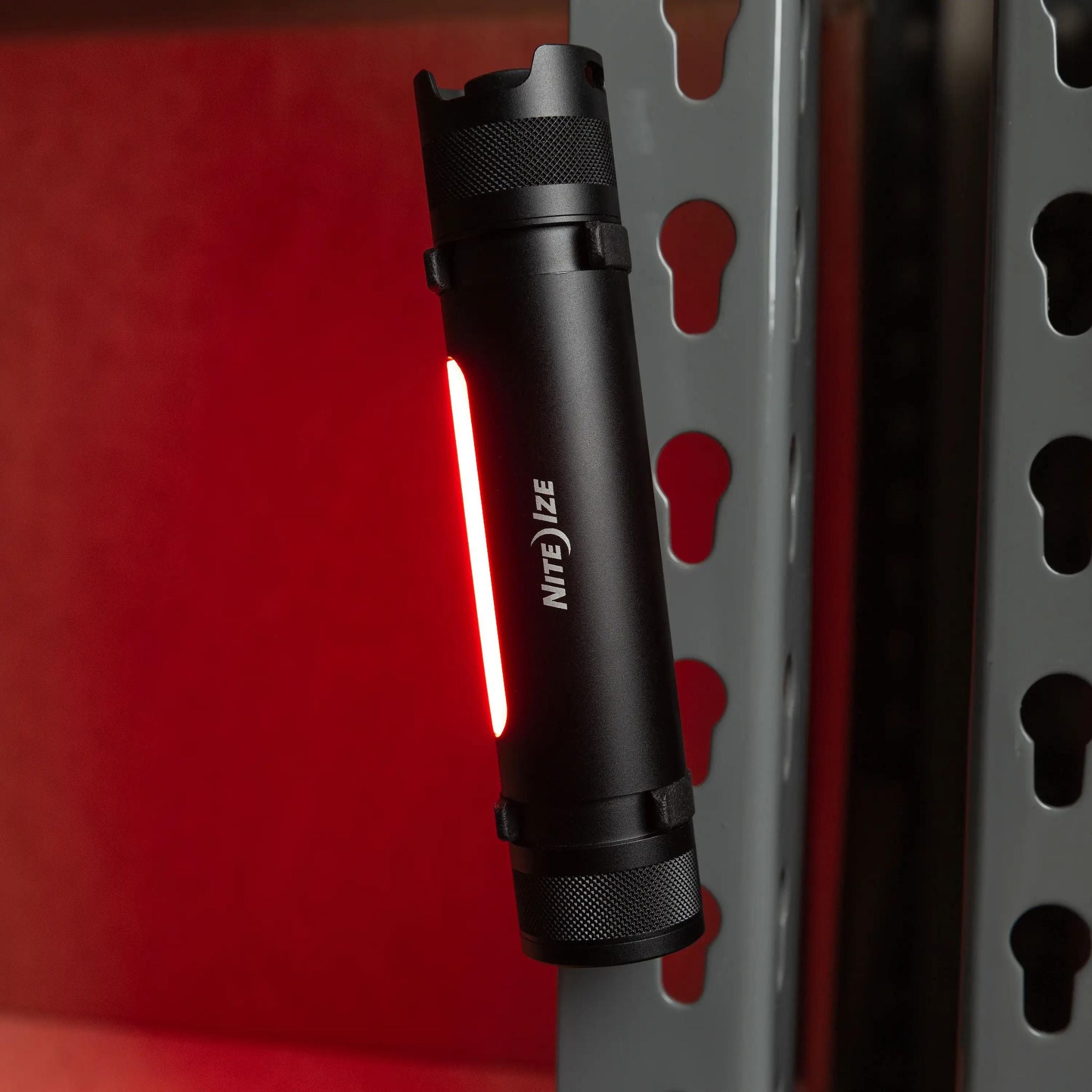 Nite Ize Radiant Rechargeable Utility Light - FERAL