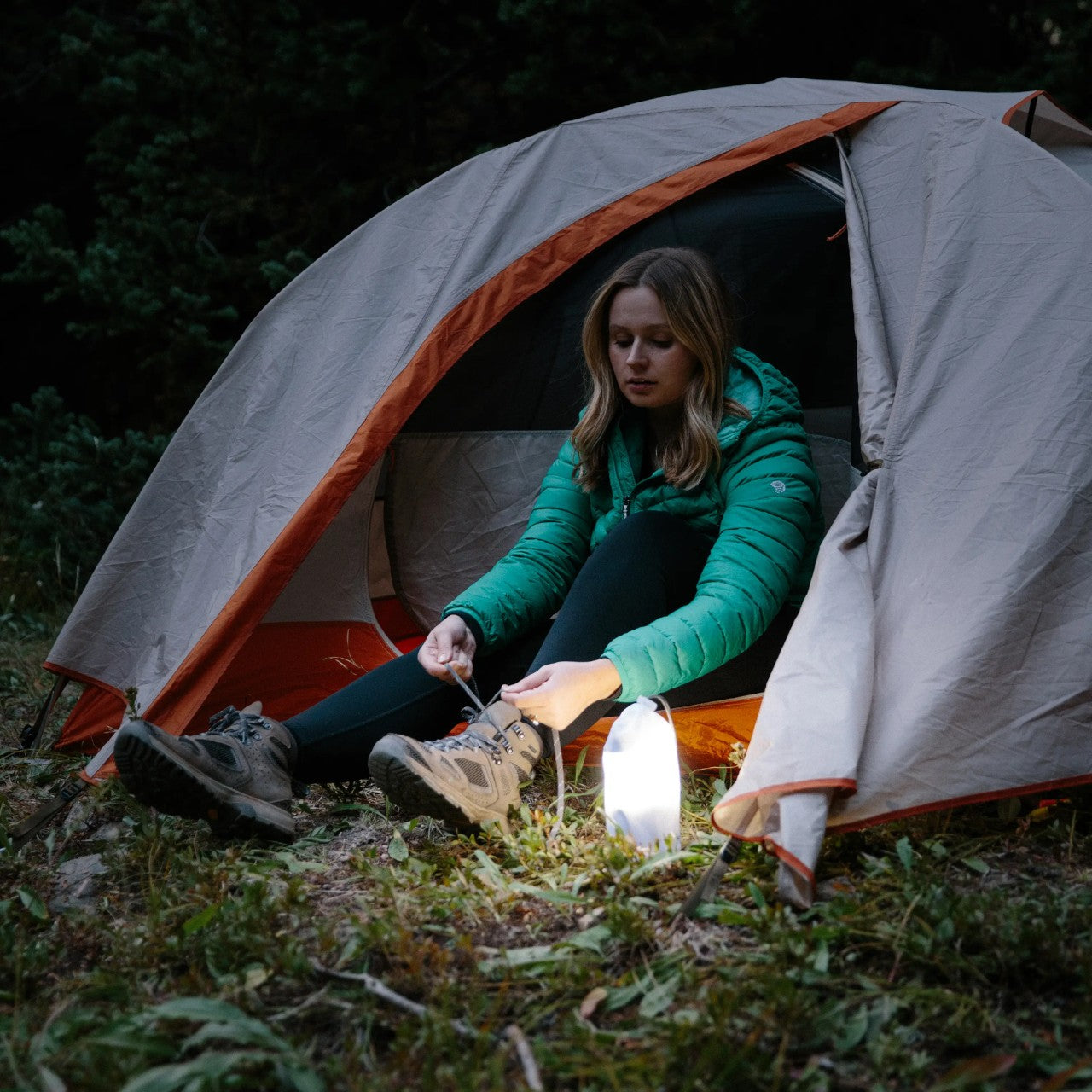 Nite Ize Radiant RL2 Rechargeable Lantern - FERAL