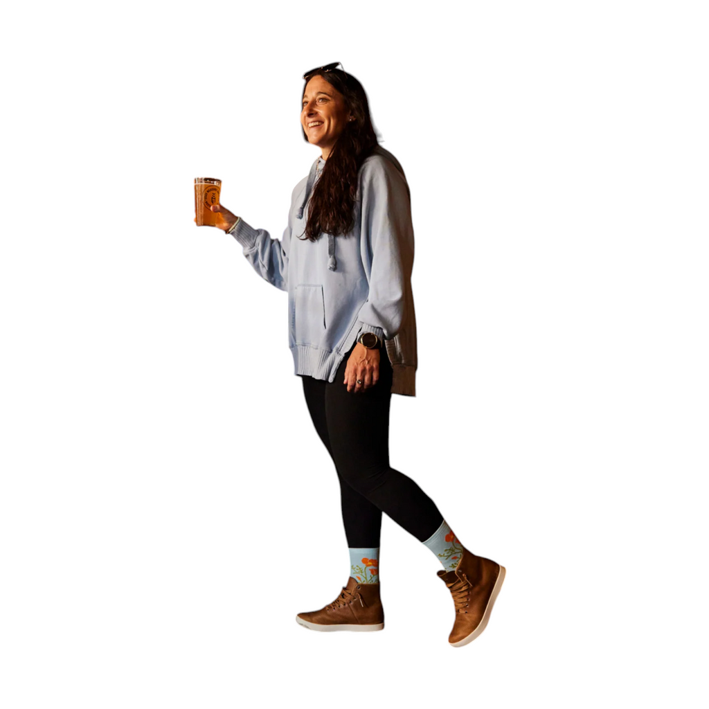 Darn Tough Women's Blossom Crew Lightweight Lifestyle Socks - FERAL
