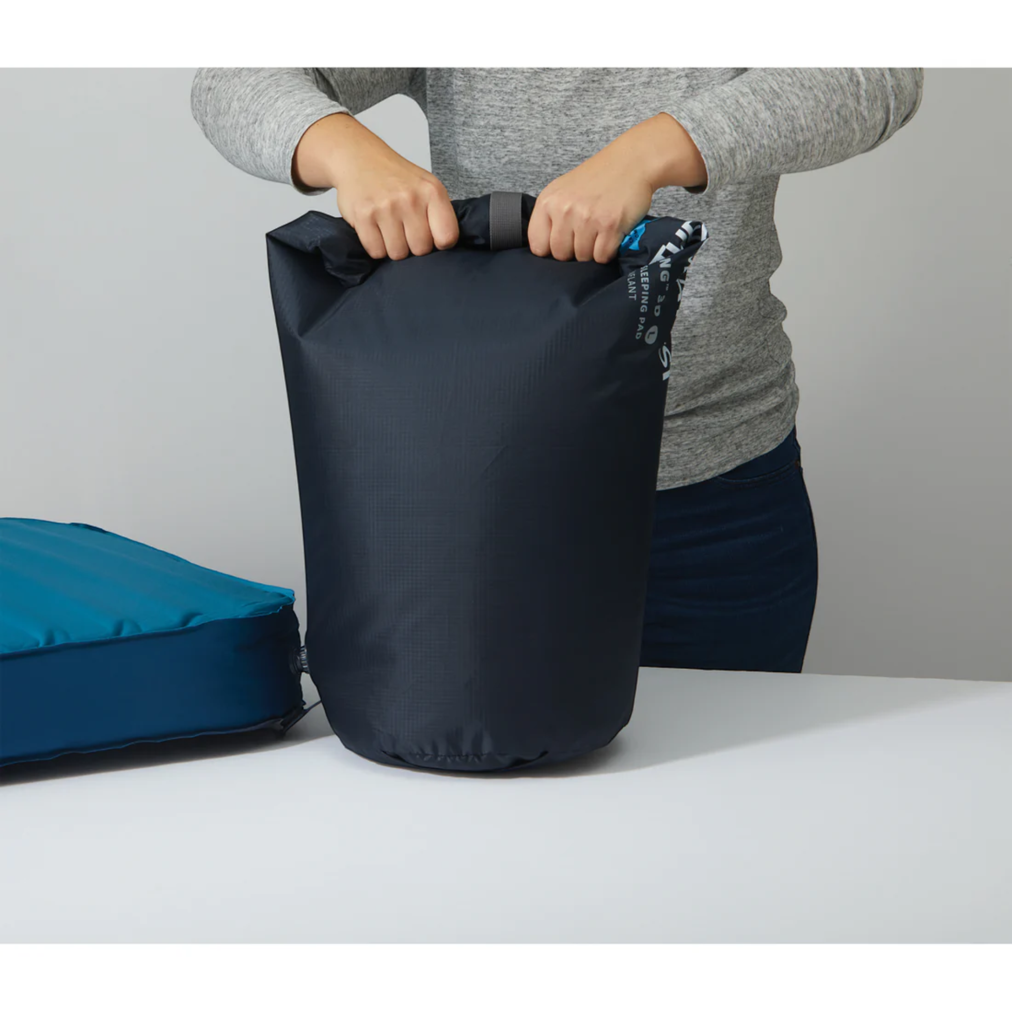 Therm-a-Rest MondoKing 3D Sleeping Pad - FERAL