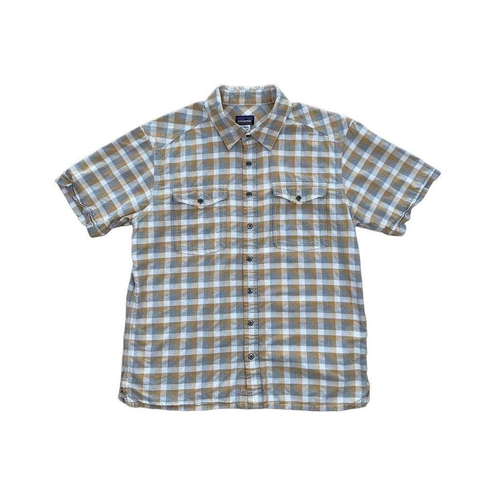 Patagonia Men's Short Sleeve Button Down Shirt Tan/White Medium Used - FERAL