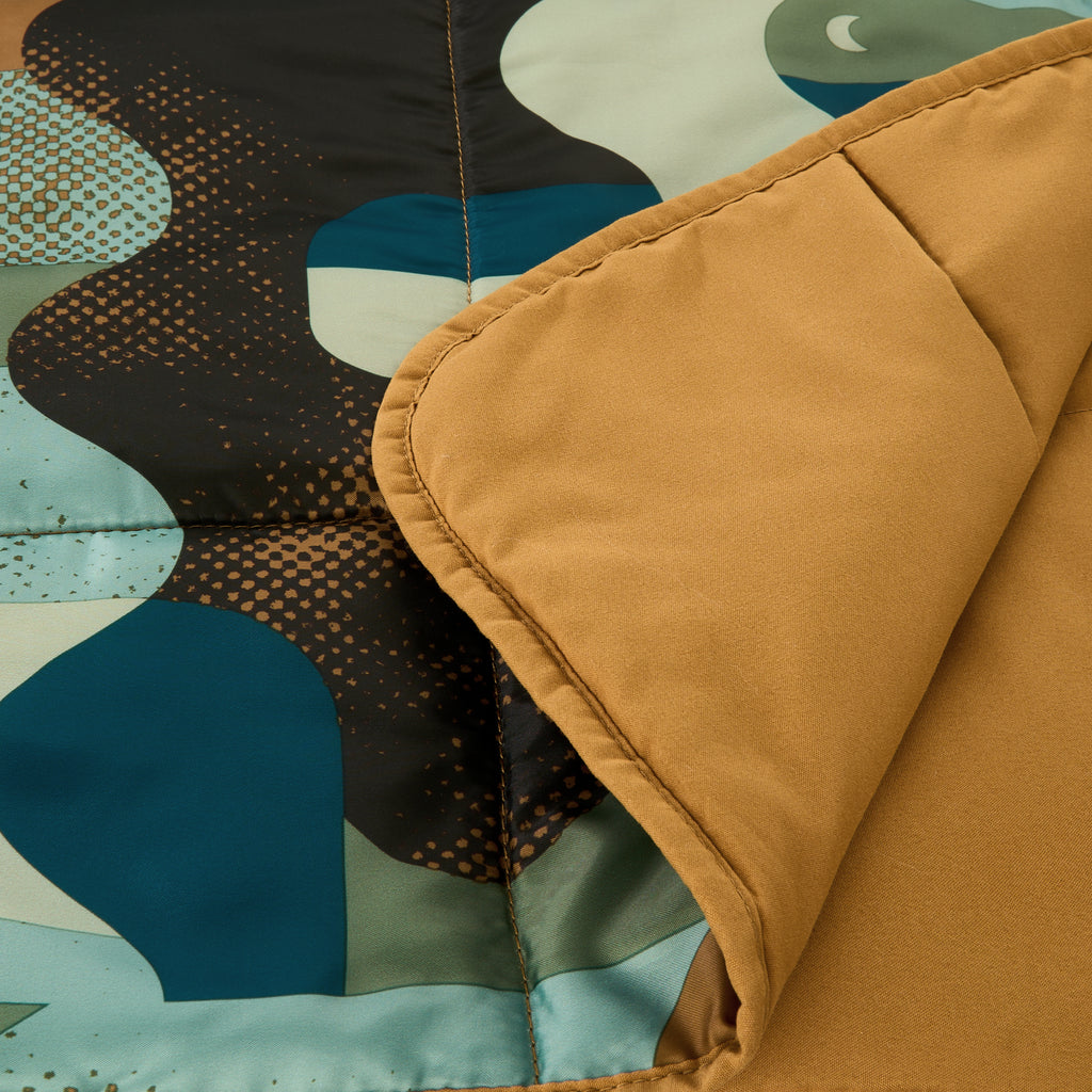 Kelty Bestie Blanket - FERAL