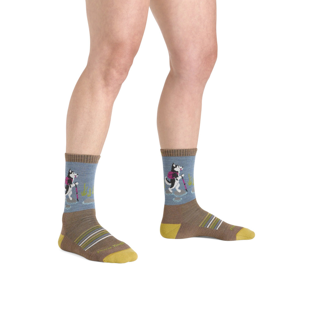 Darn Tough Women's Critter Club Micro Crew Lightweight with Cushions Socks - FERAL