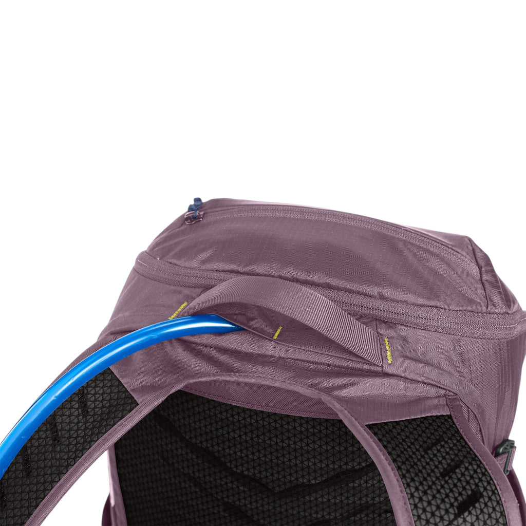 CamelBak Women's Rim Runner X22 1.5L Hydration Pack - FERAL