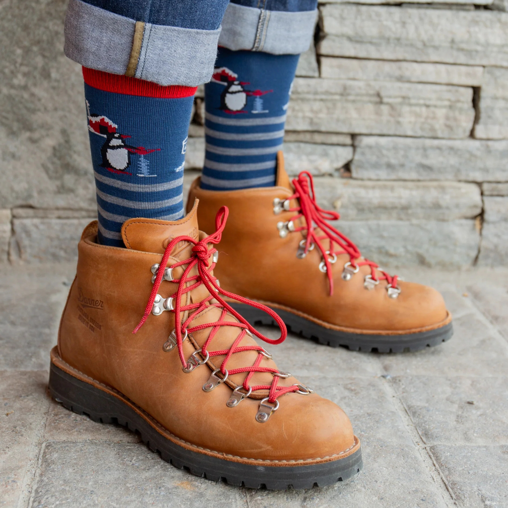 Darn Tough Men's Wild Life Crew Lightweight with Cushion Socks - FERAL