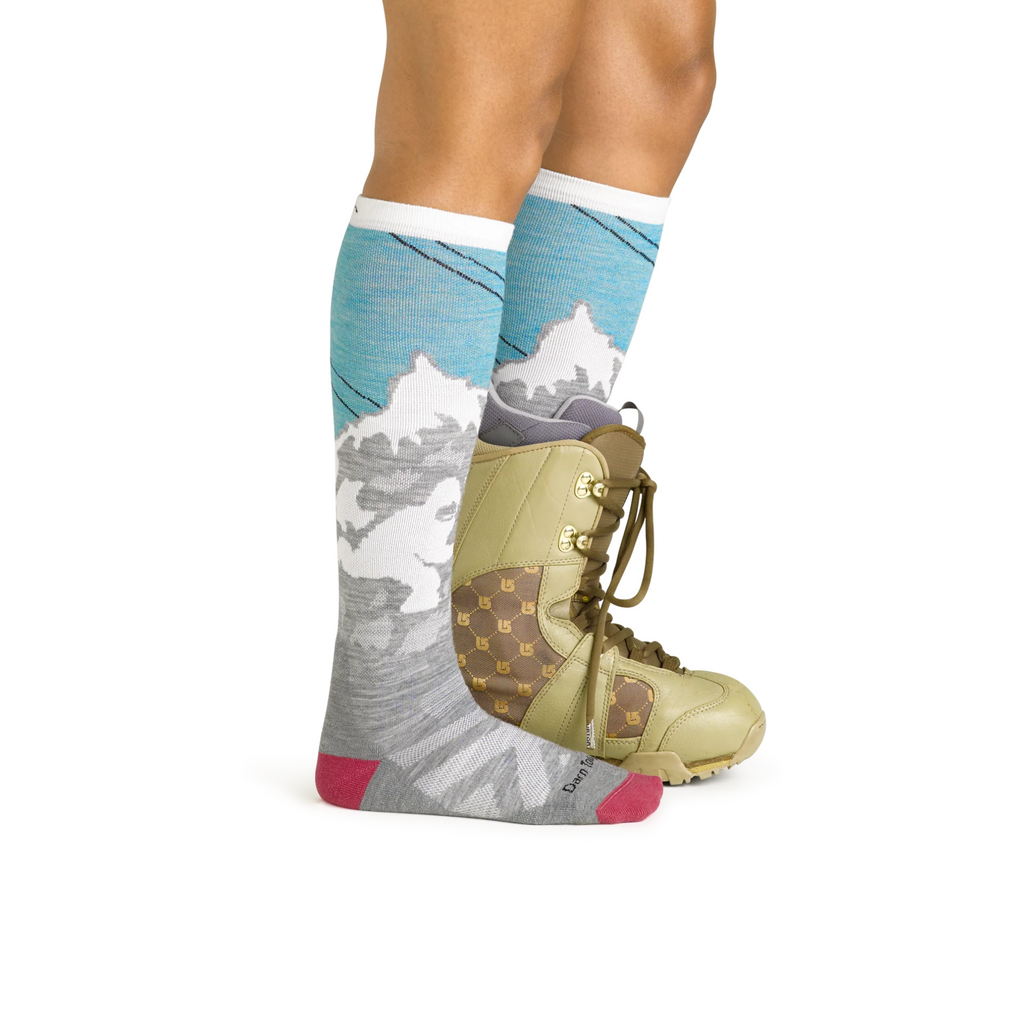 Darn Tough Women's Yeti Over-the-Calf Midweight with Cushion Ski Socks - FERAL