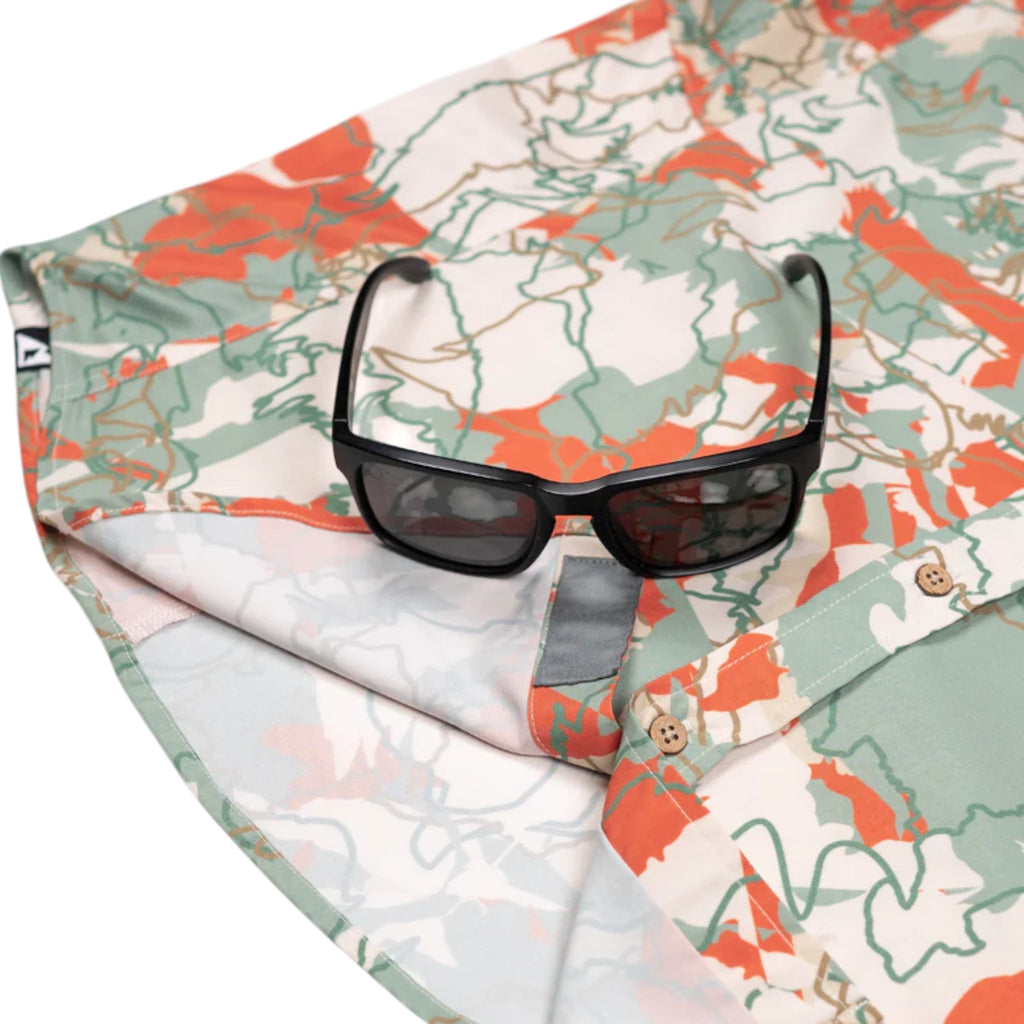 Belong Designs Men's Vista Stretch Button Down