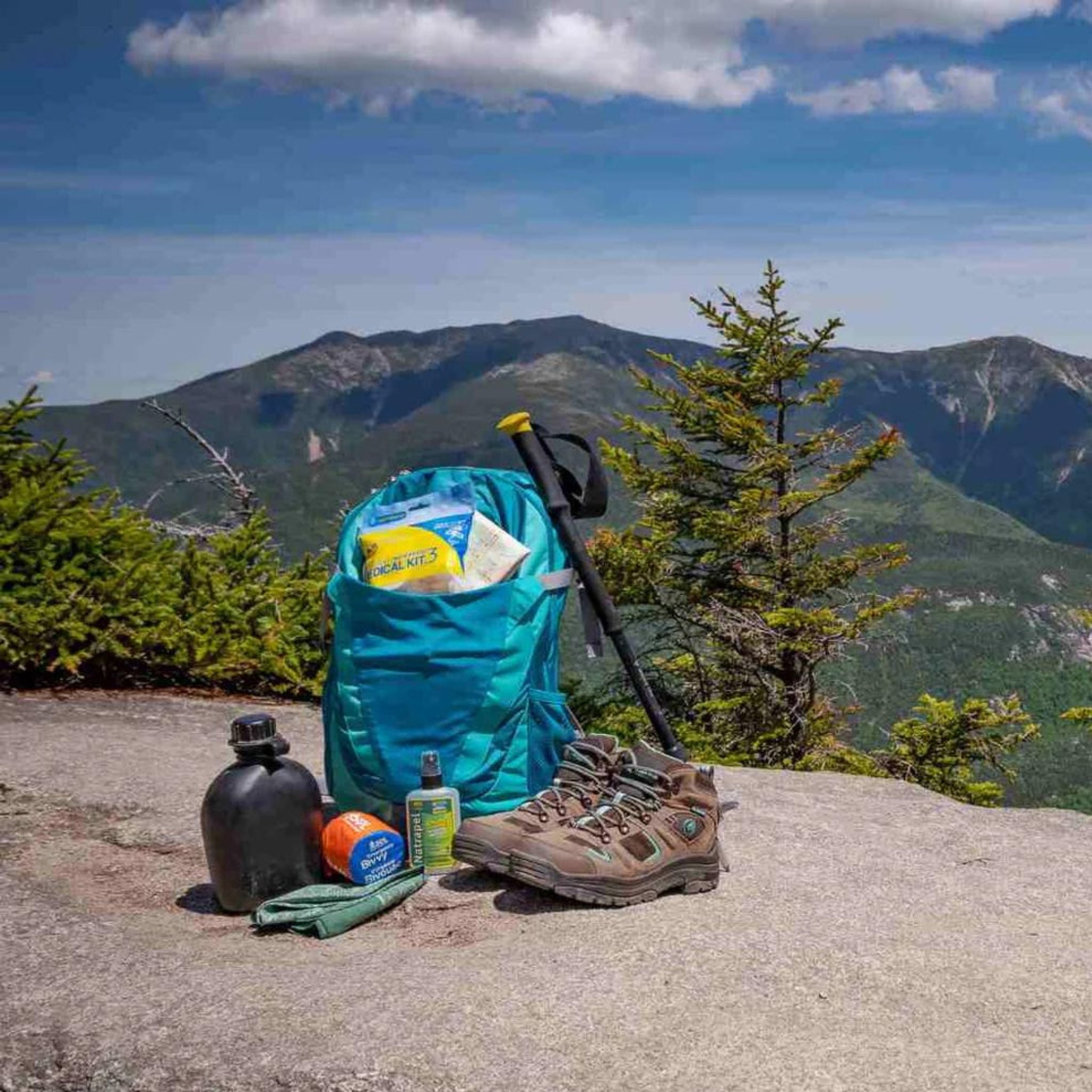 Adventure Medical Kits Ultralight & Watertight .3 First Aid Kit | Previous Model