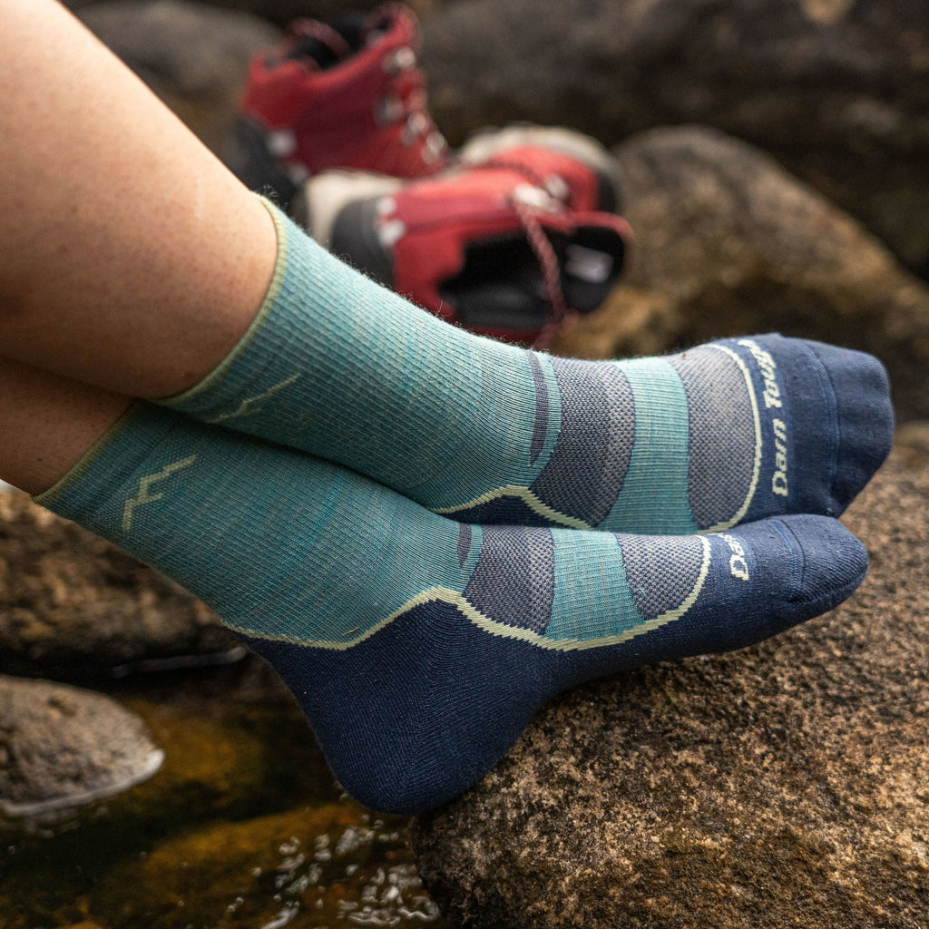 Darn Tough Women's Light Hiker Micro Crew Lightweight with Cushion Socks