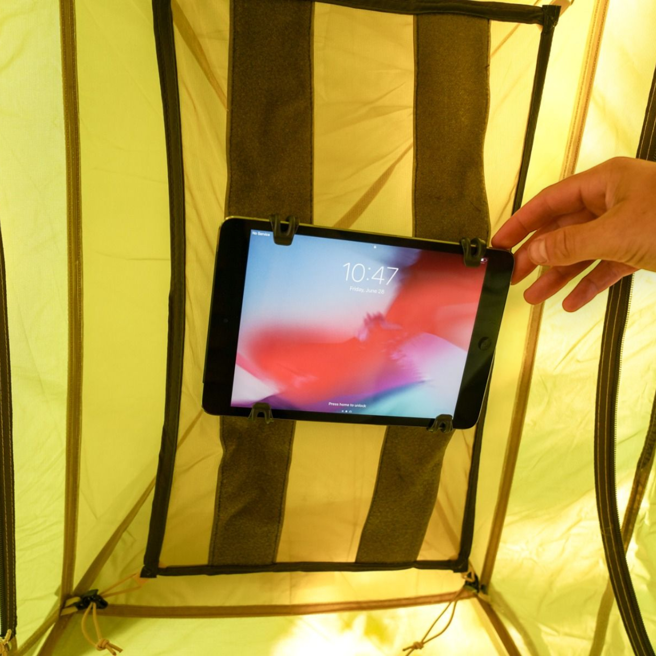 Peregrine Gannet 4 Person Tent w' Gear Loft Theater System - Includes Footprint - FERAL