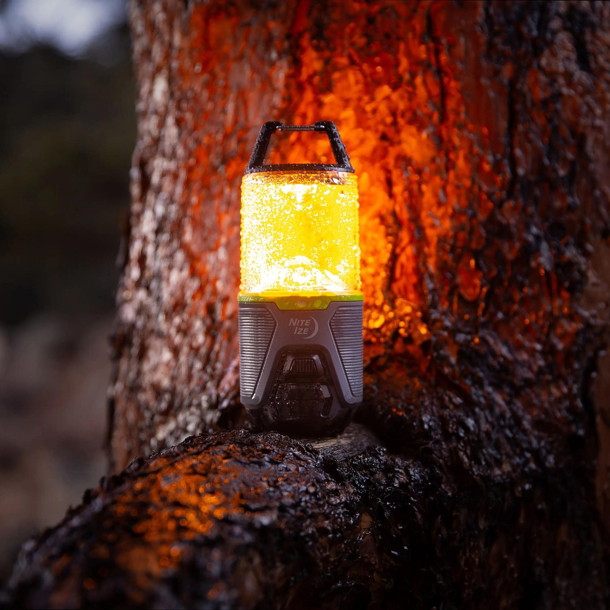 Nite Ize Radiant RL2 Rechargeable Lantern