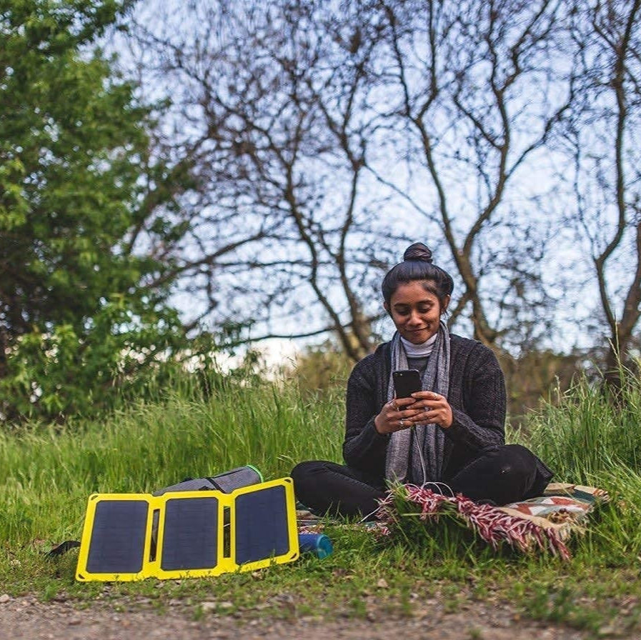 SunJack 25W Portable Solar Charger + 2x 10k mAh Powerbanks